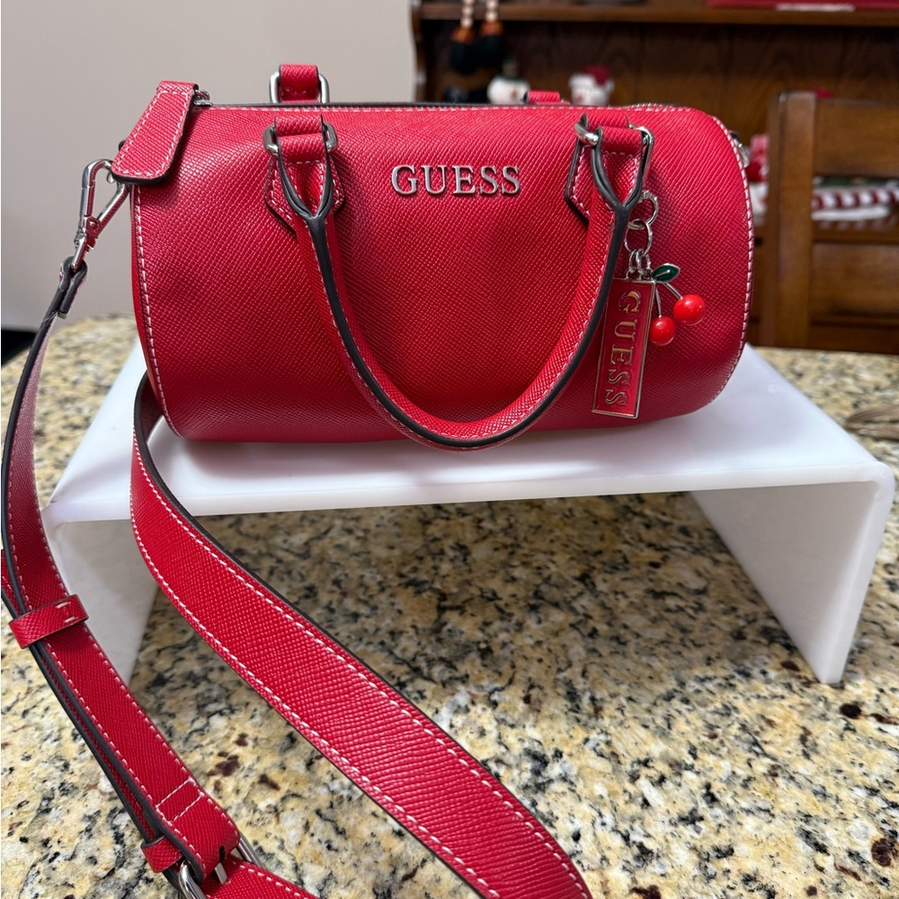 Guess Scarlet Shoulder Bag